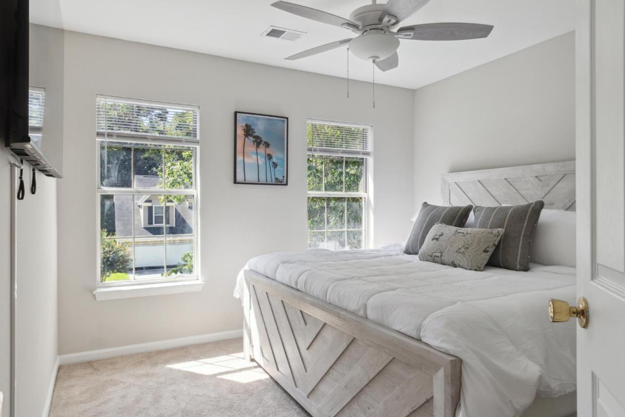 Lowcountry Haven - Game Rm + King Bds, Mins 2 Dwtn Holiday home *