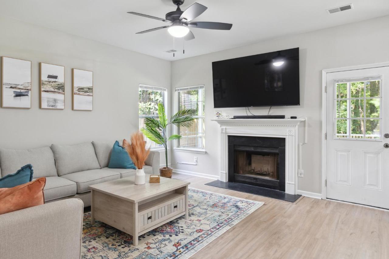 Lowcountry Haven - Game Rm + King Bds, Mins 2 Dwtn Holiday home Charleston